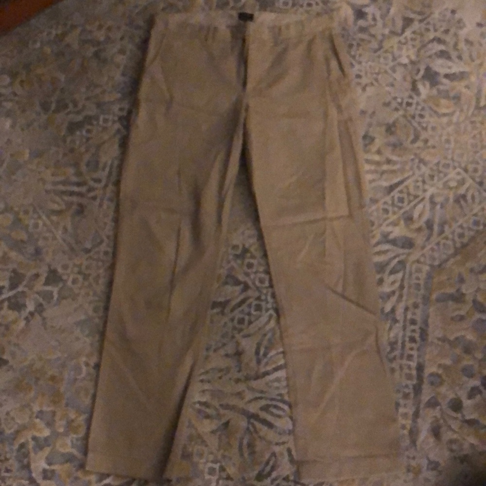 Men Khaki Pants